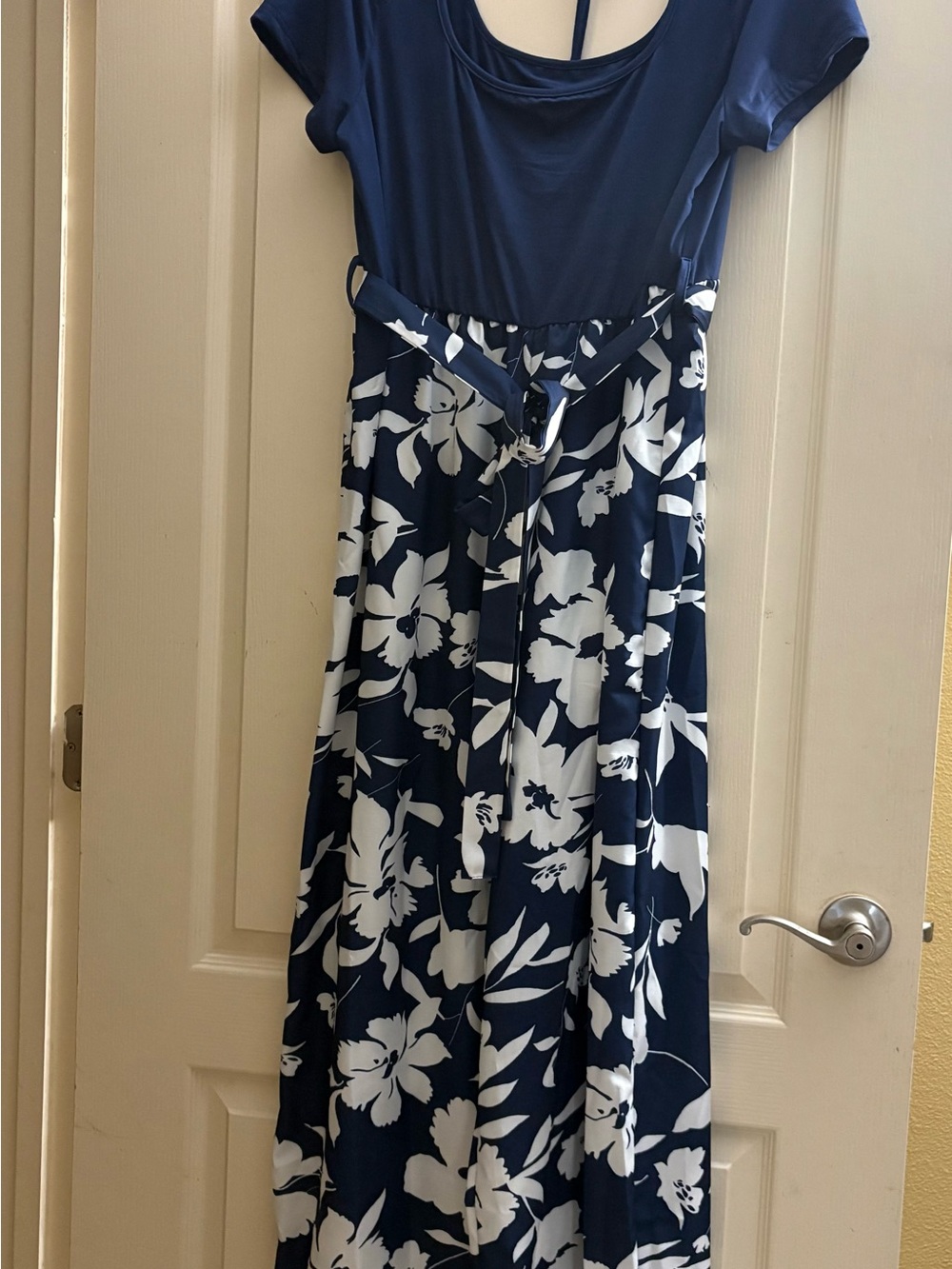 SHEIN Navy and White Floral Short-Sleeve Jumpsuit with Tie Waist